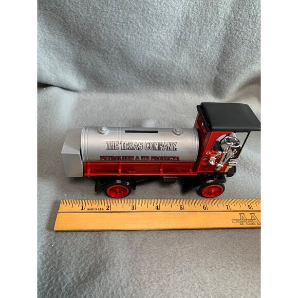 Texaco 1910 Mack Tank Truck Bank 1995 Ertl Collectibles Die-Cast Model Toy - Picture 9 of 14